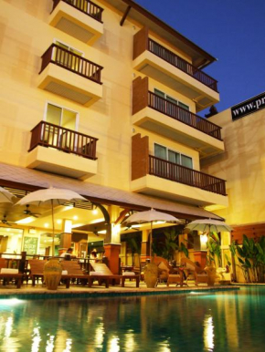 Гостиница Sarita Chalet & Spa Hotel - SHA Extra Plus  Ампхое Бангламунг